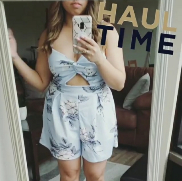 2/$8: Blue Floral Romper - Picture 4 of 4